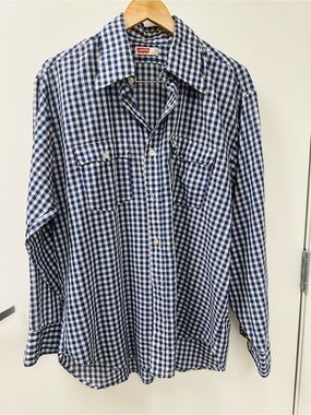 Levi's Men's Navy and White Gingham Button-Down Shirt